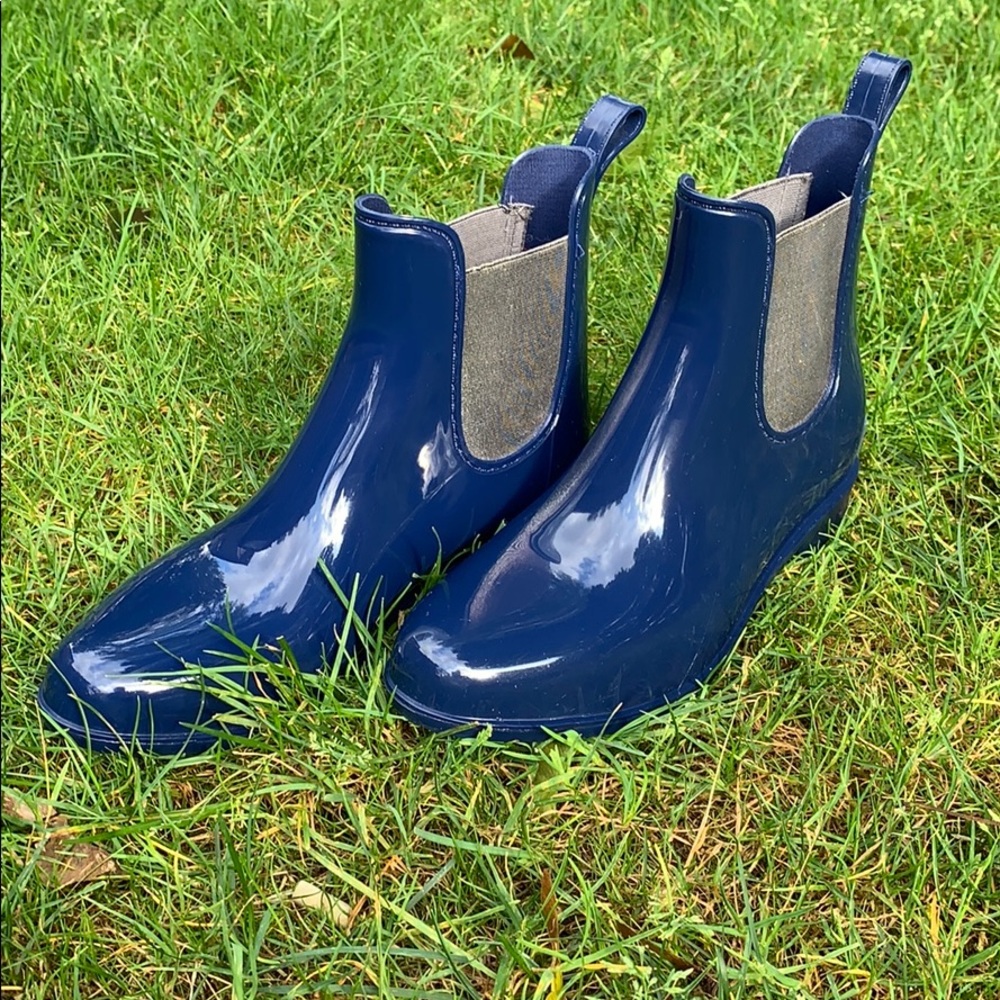 🌻Lauren Ralph Lauren Navy Ankle Boot🌻